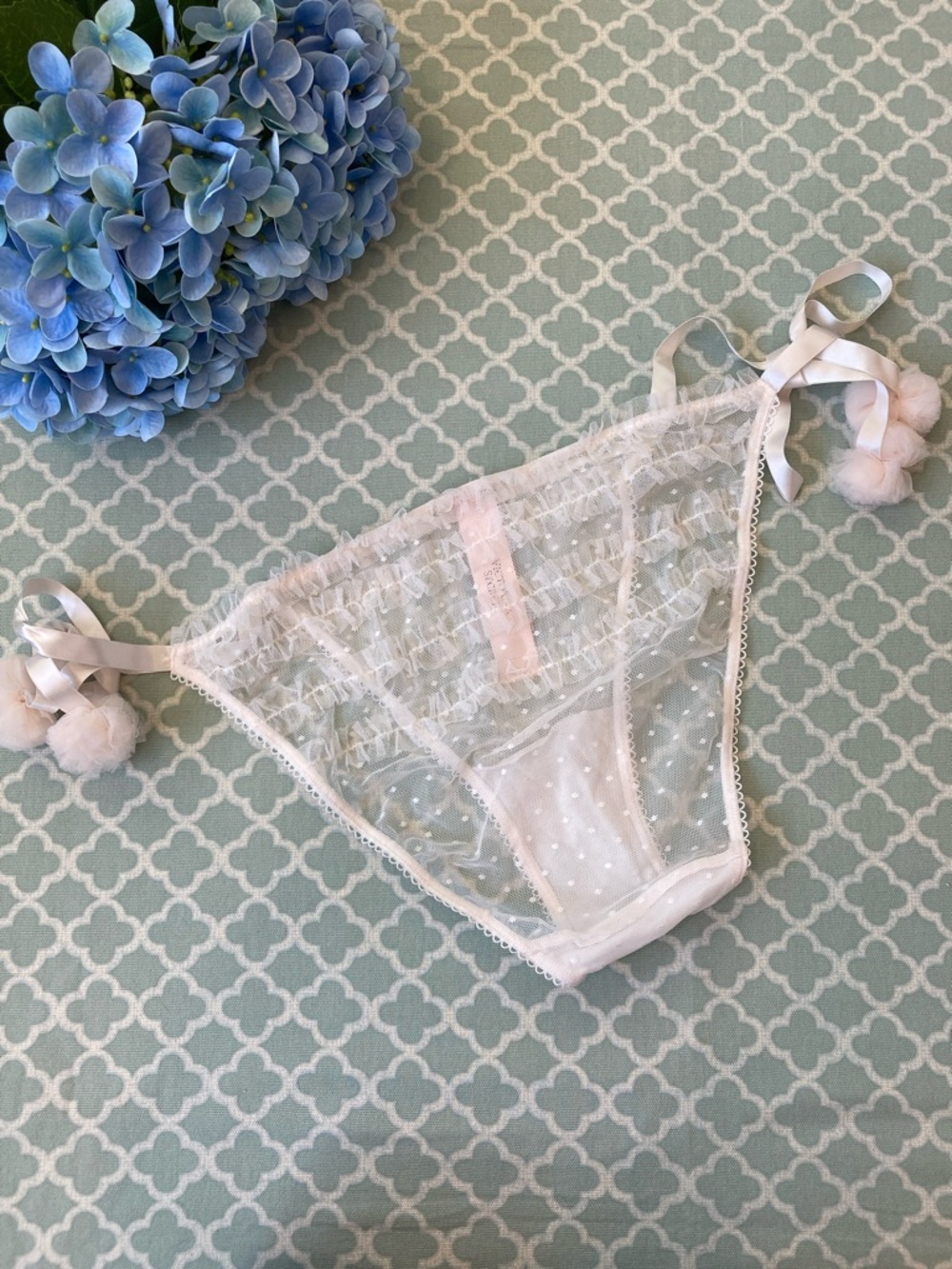 Victoria’s Secret Tease Dot Mesh Ruffle Back String Side Tie Bikini XL NWT